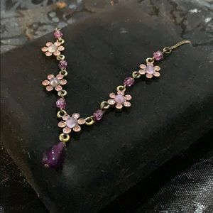 Short chain necklace